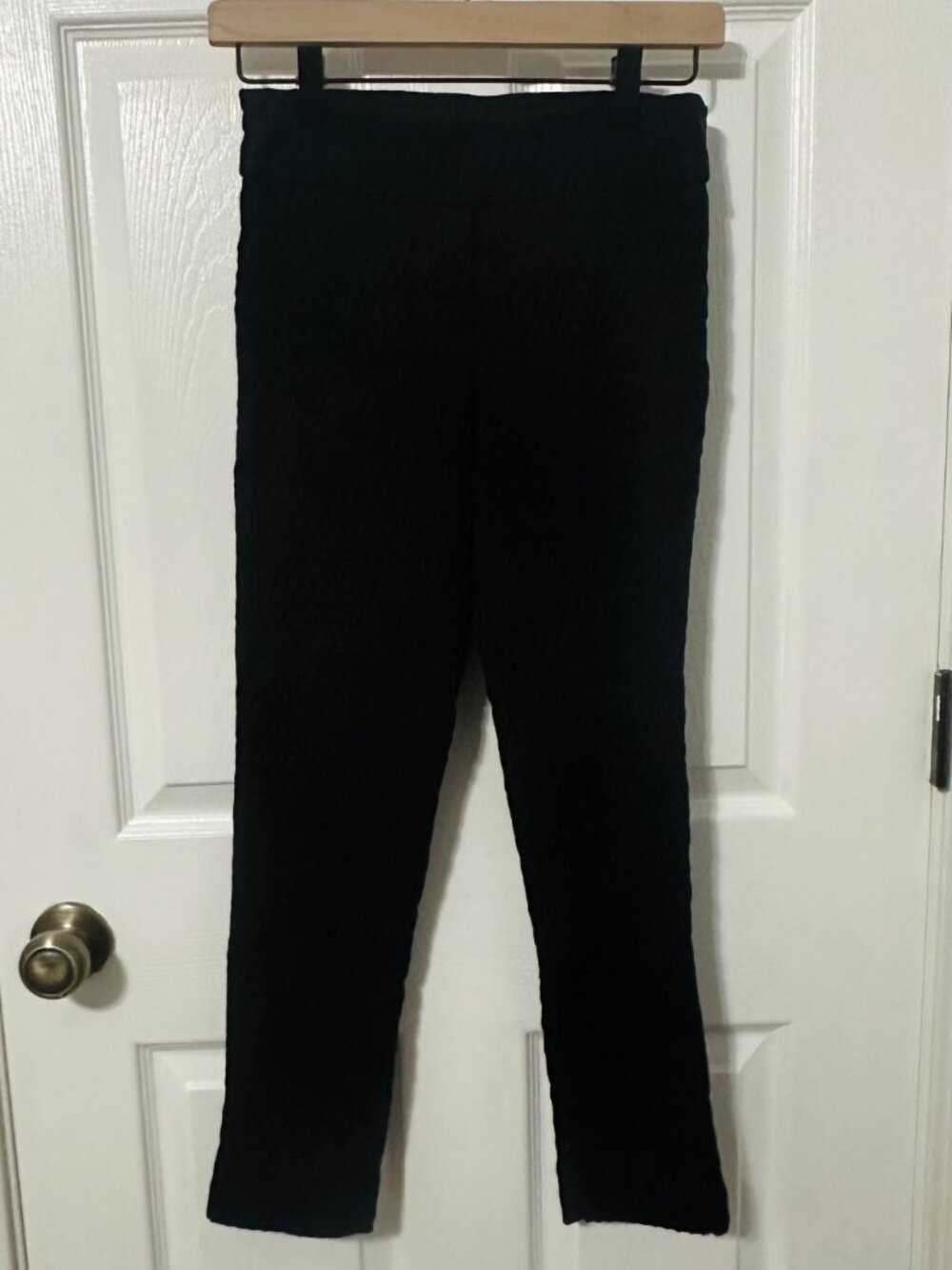Erica Taylor Pull on Stretch Ankle Pants with textured diamond pattern, Size S